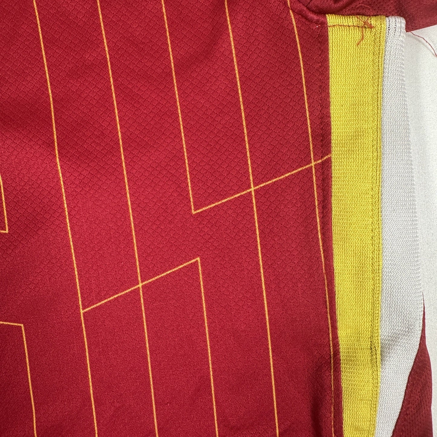Liverpool 2024/2025 Home Football Shirt Medium