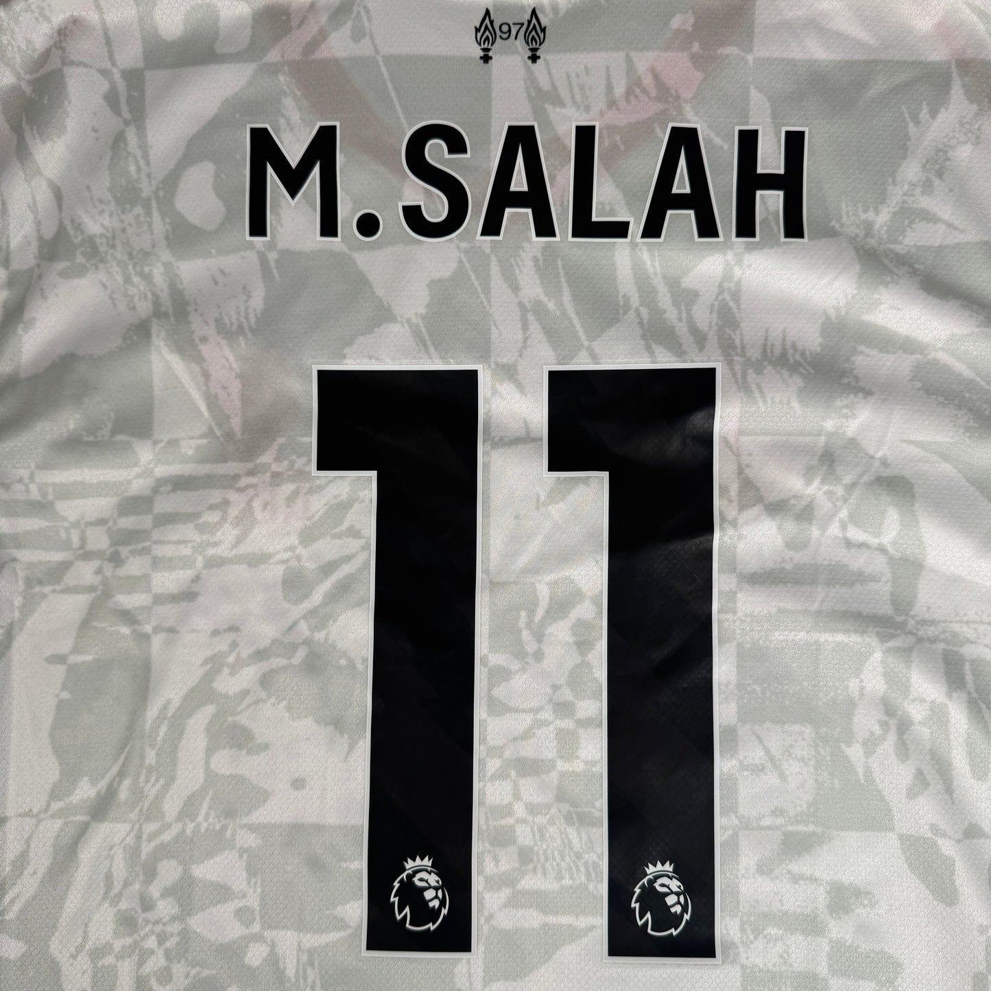 M. SALAH 11 Liverpool 2024/2025 Third Football Shirt XL