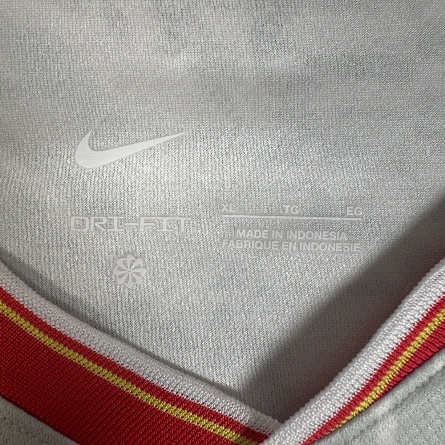 Liverpool 2024/2025 Third Football Shirt XL