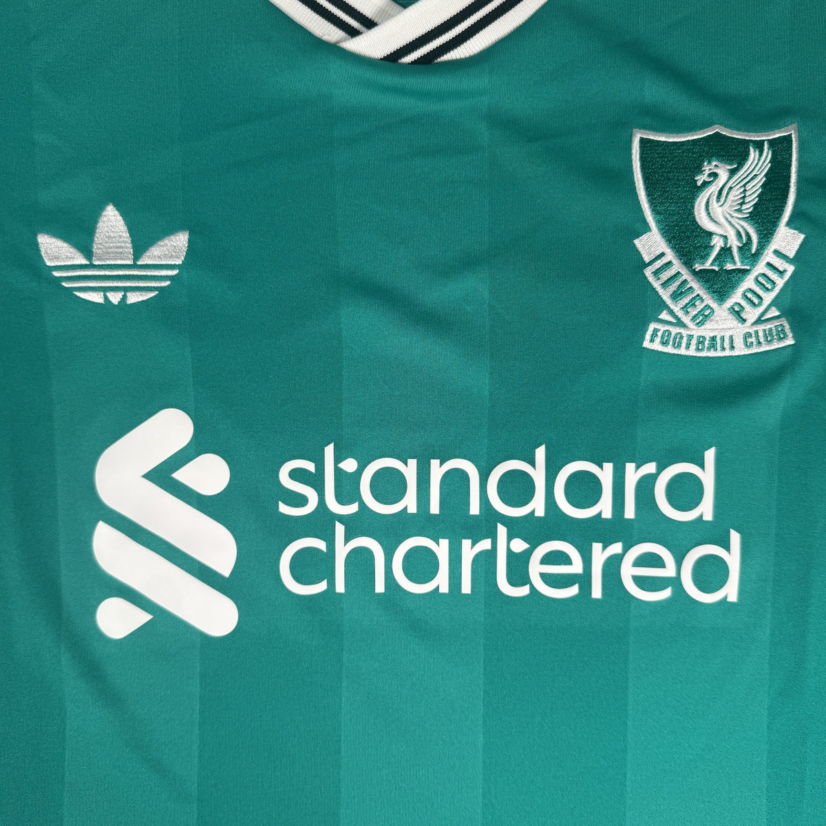 Liverpool 2025/2026 Third Long Sleeve Football Shirt Medium