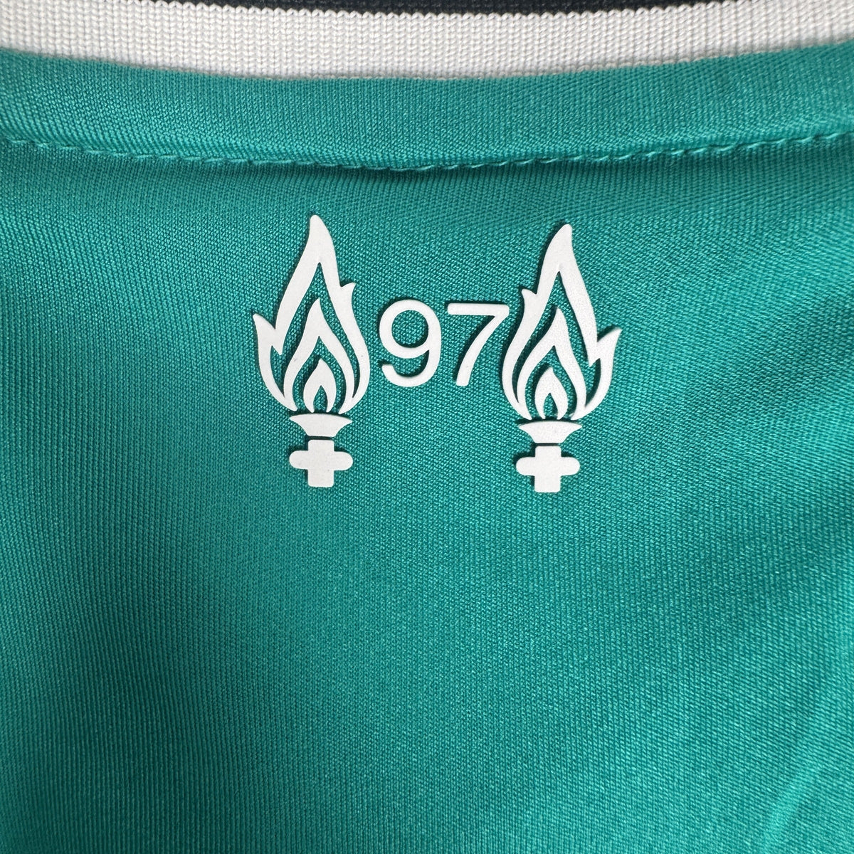 Liverpool 2025/2026 Third Long Sleeve Football Shirt Medium