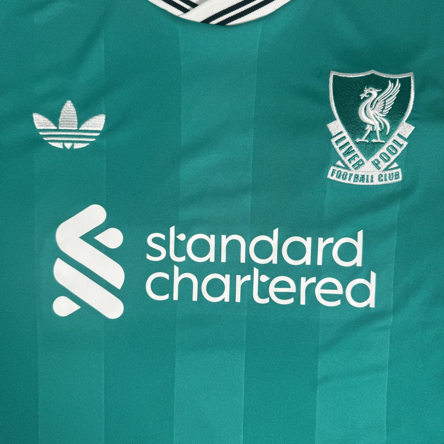 Liverpool 2025/2026 Third Football Shirt XXL