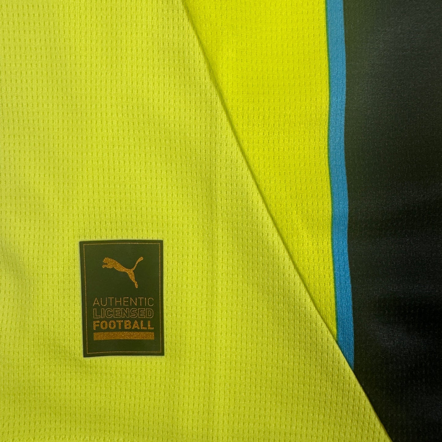 HAALAND 9 Manchester City 2024/2025 Away Football Shirt Medium BNWT