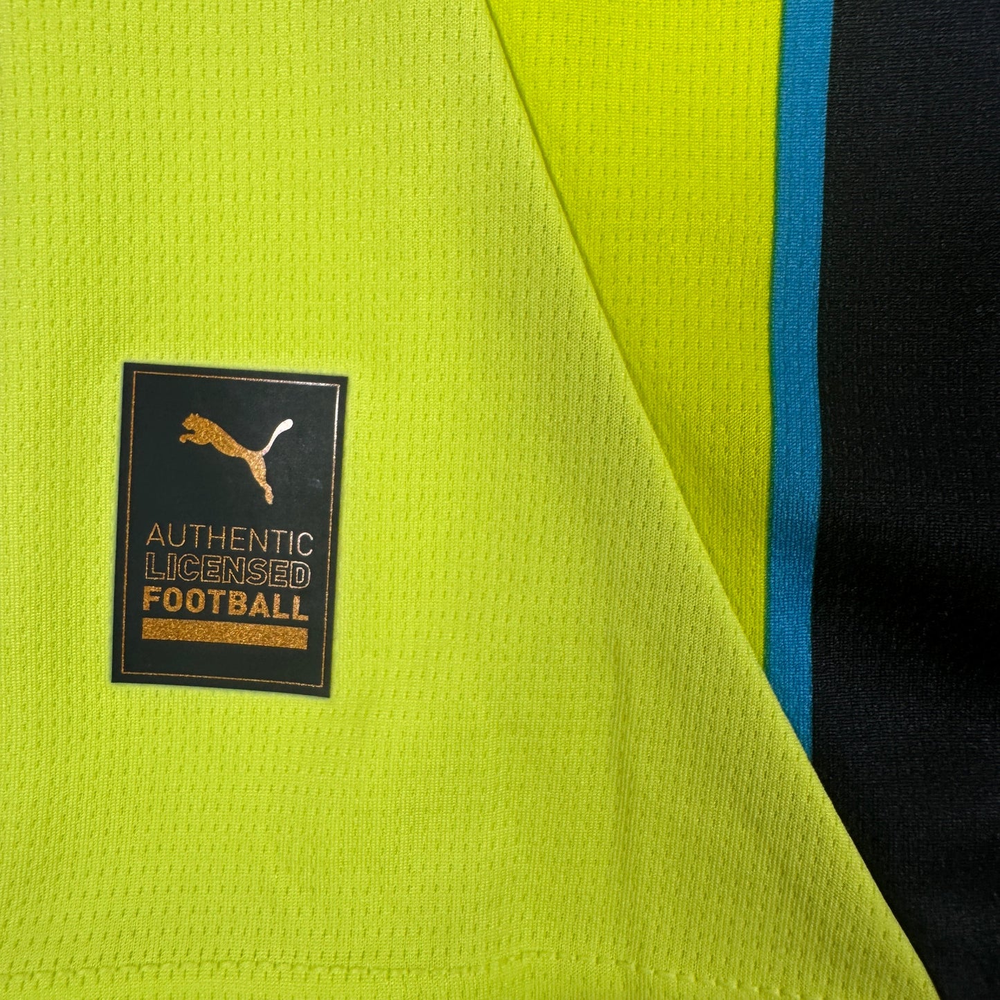 Manchester City 2024/2025 Away Football Shirt Medium BNWT
