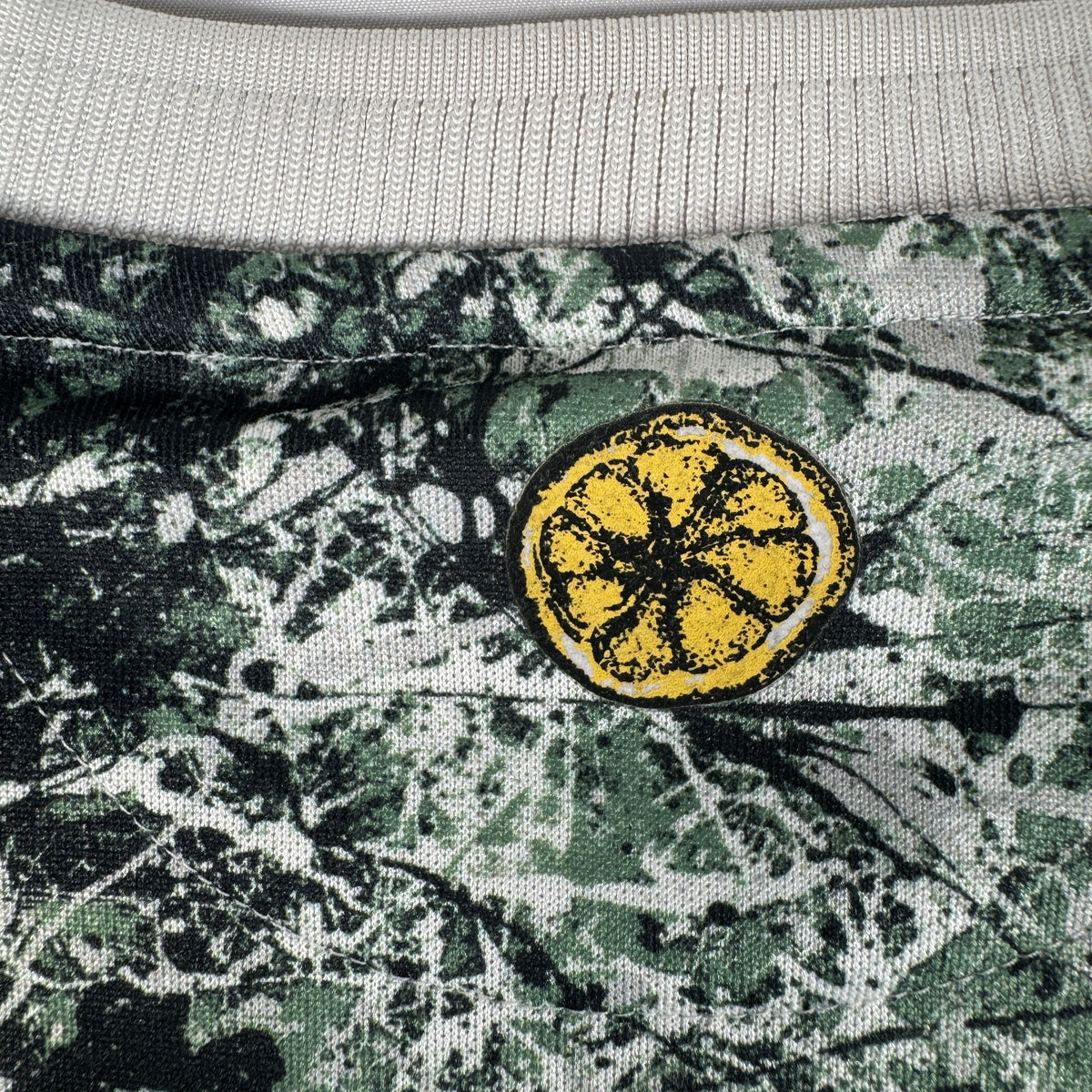 Manchester United 2023/2024 Stone Roses Leisure Football Shirt Medium