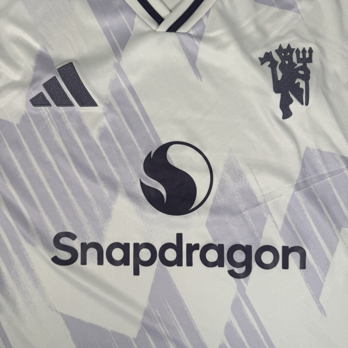 Manchester United 2025/2026 Away Football Shirt XXL