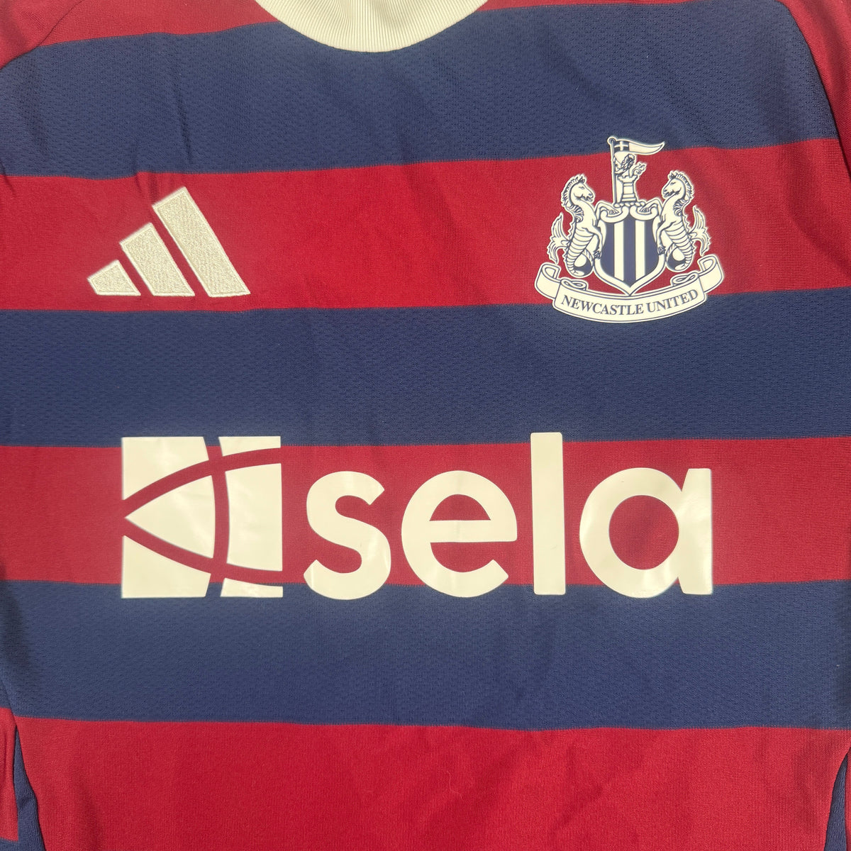 Newcastle United 2024/2025 Away Football Shirt Medium