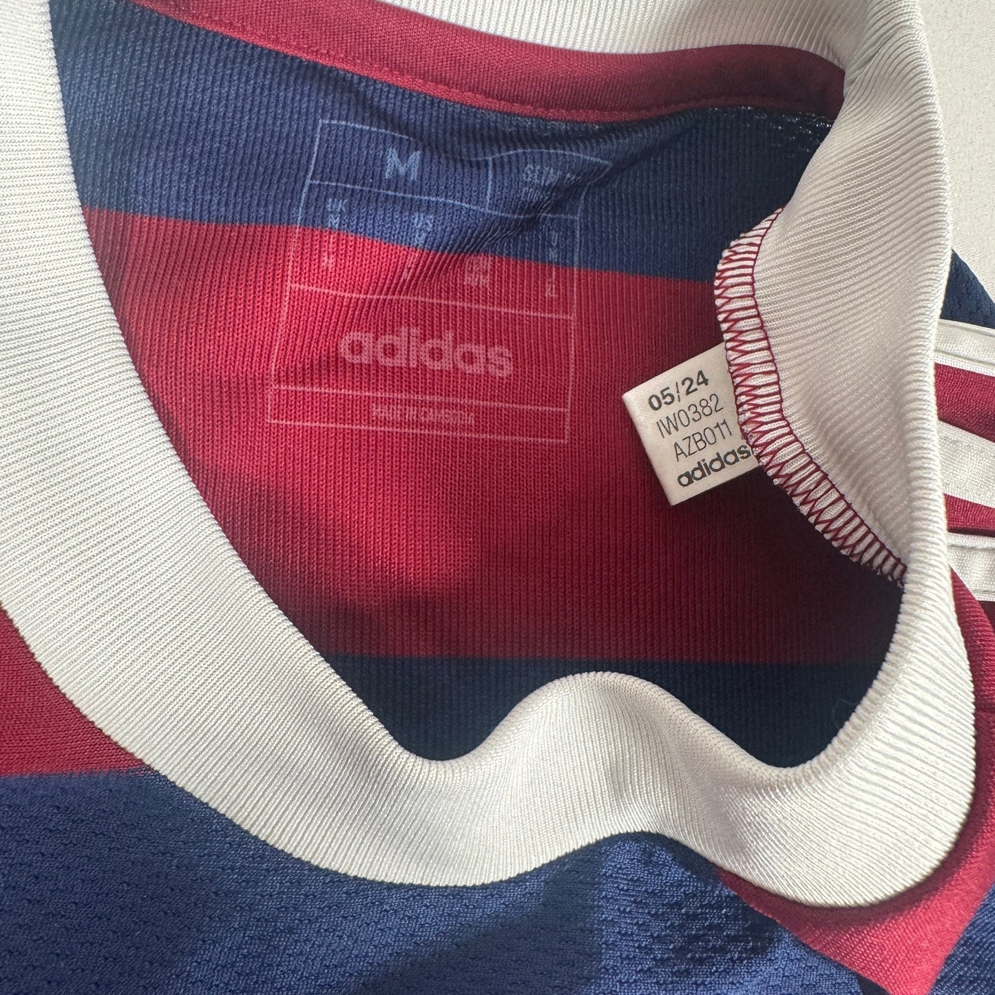 Newcastle United 2024/2025 Away Football Shirt Medium