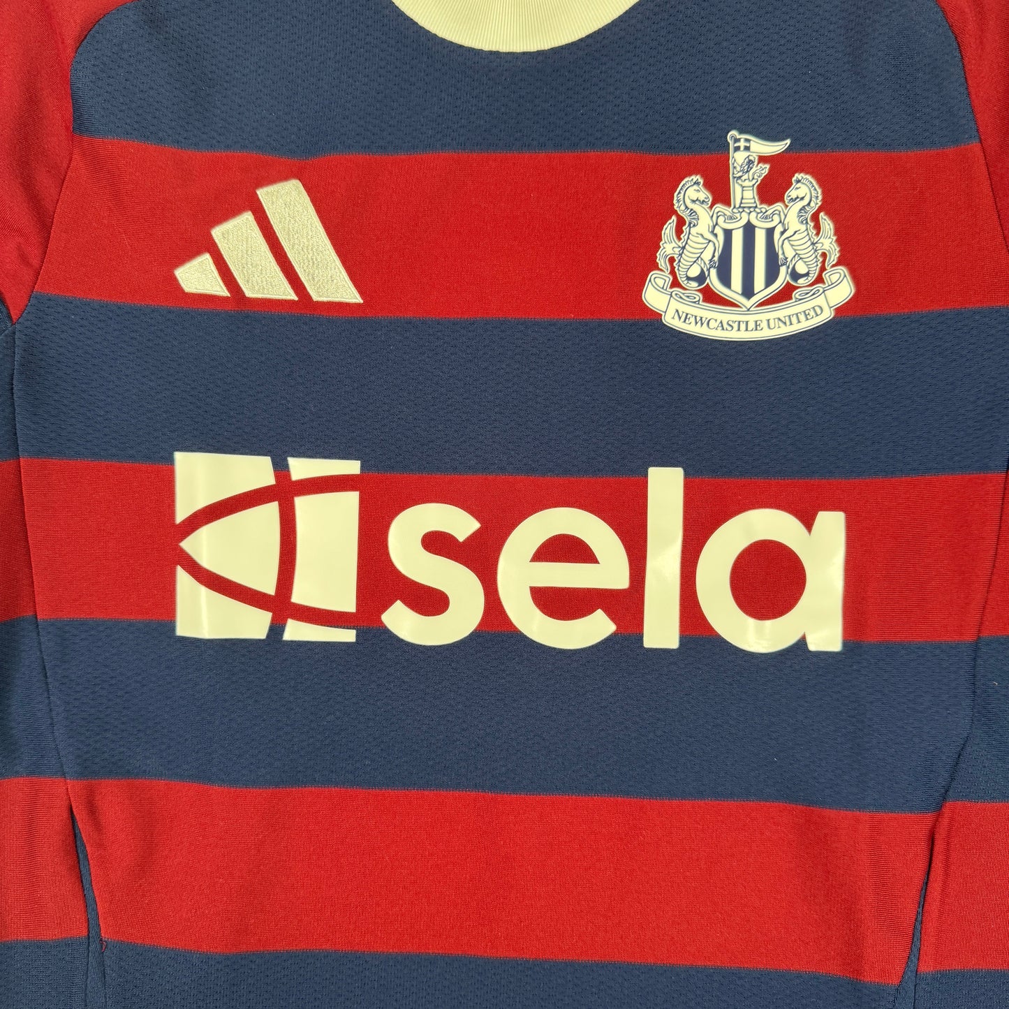 Newcastle United 2024/2025 Away Football Shirt Small