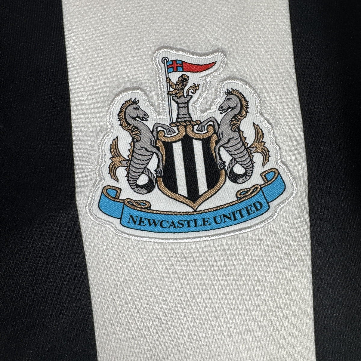 Newcastle United 2024/2025 Home Football Shirt Large