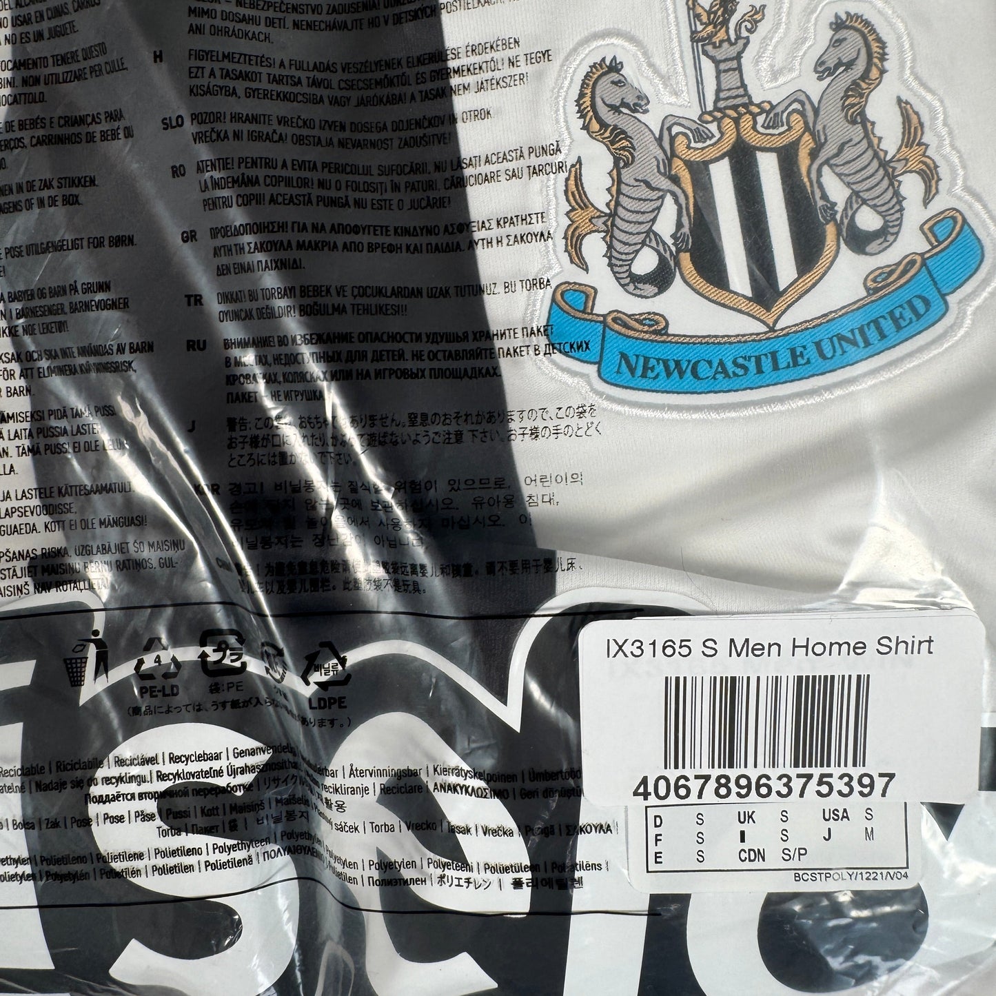 Newcastle United 2024/2025 Home Football Shirt Small BNWT BNIB