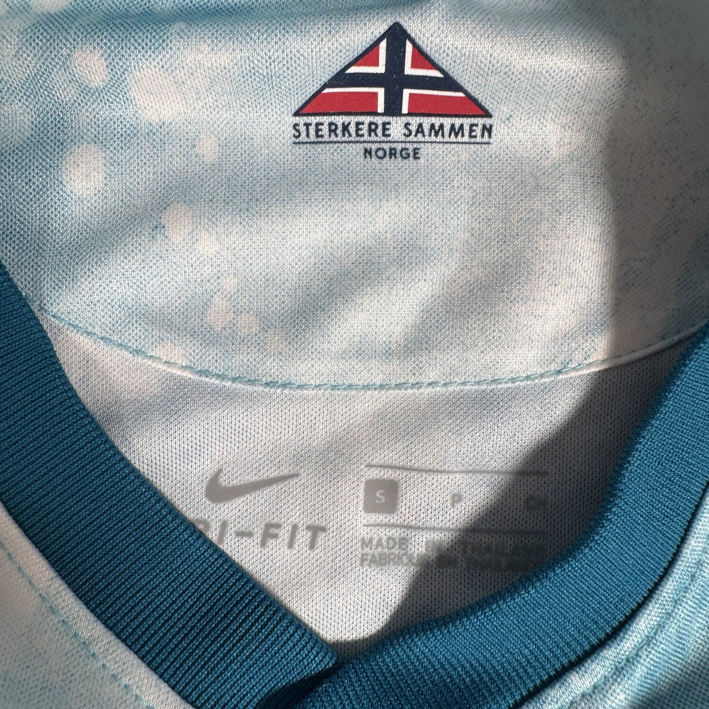 Norway 2020/2021/2022 Away Football Shirt Small BNWT
