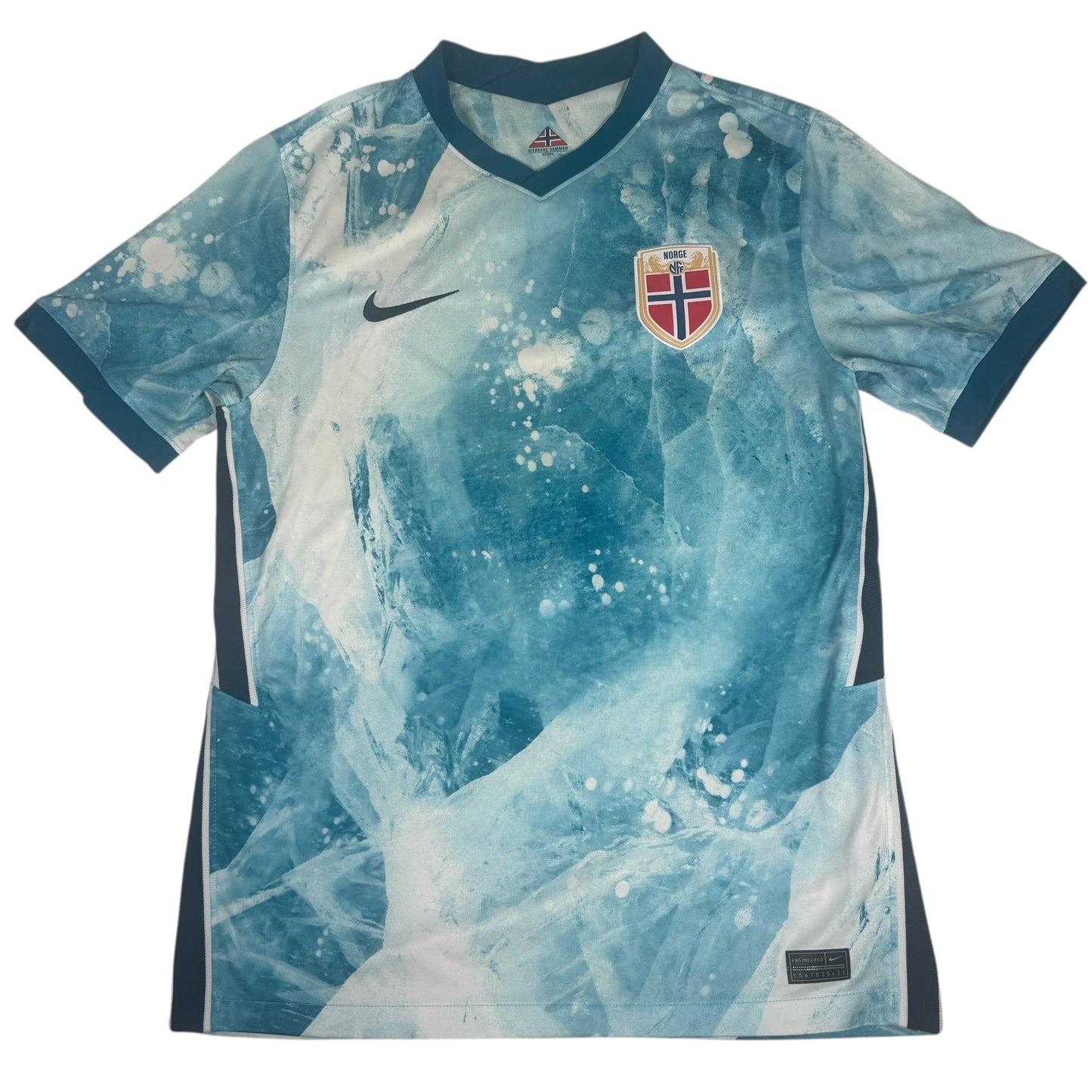 Norway 2020/2021/2022 Away Football Shirt Medium
