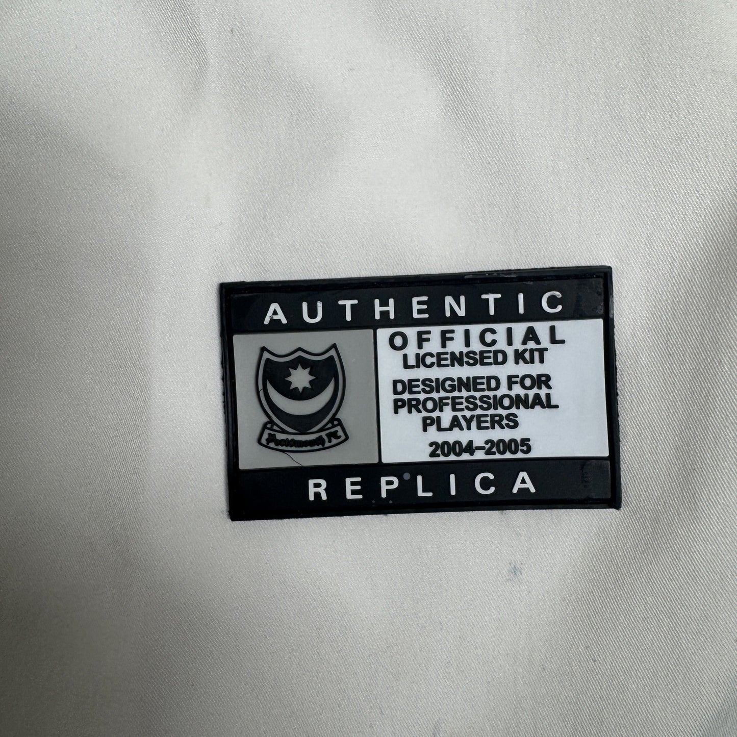 Portsmouth 2004/2005 Third Football Shirt Small