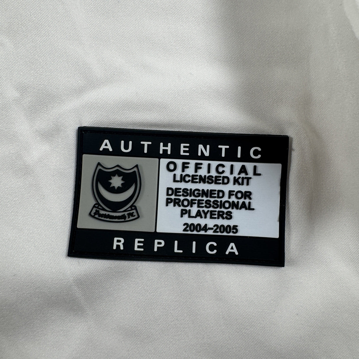 Portsmouth 2004/2005 Third Long Sleeve Football Shirt XL