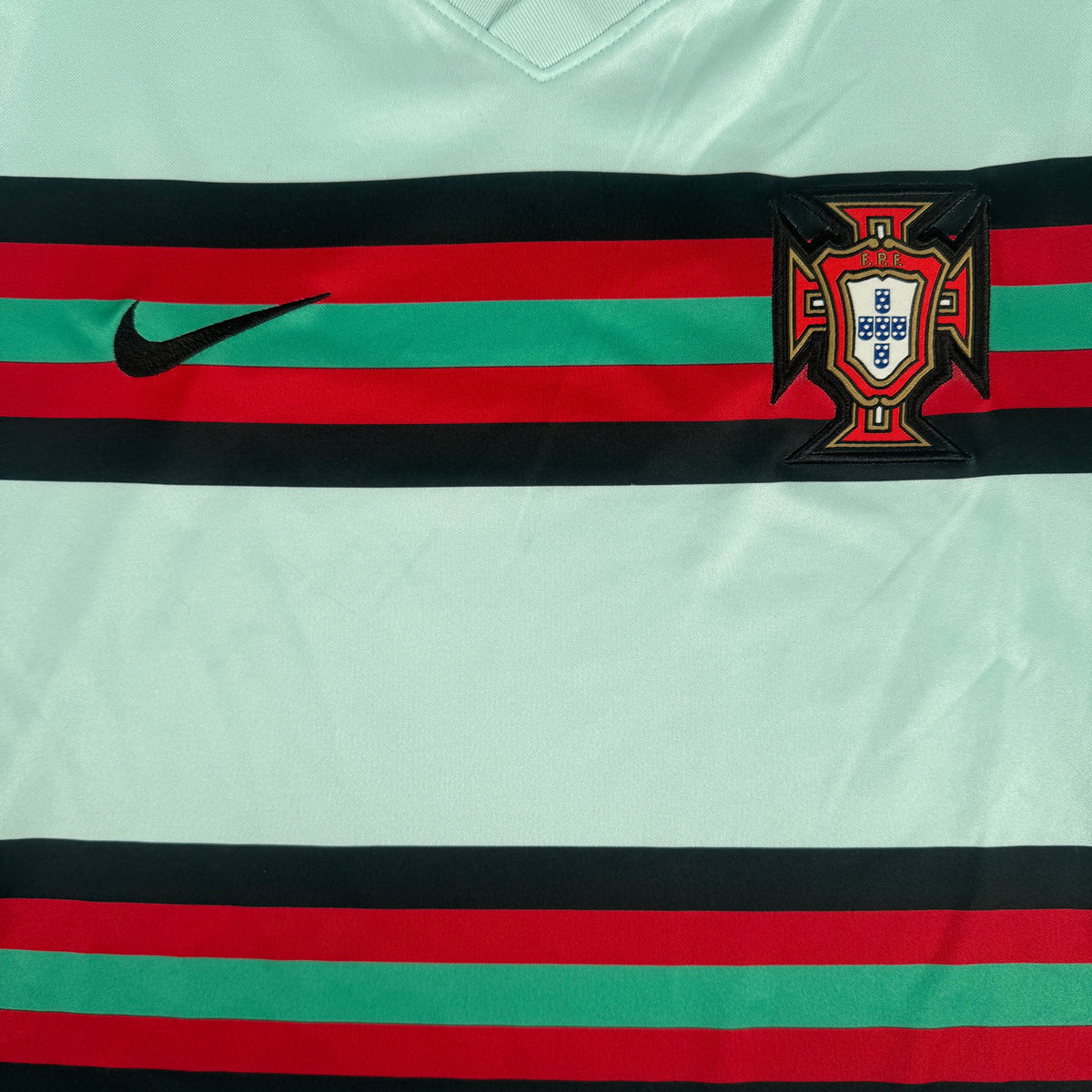 Portugal 2020/2021/2022 Away Football Shirt XL
