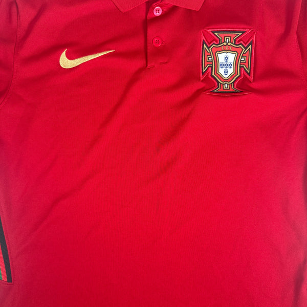 Portugal 2020/2021/2022 Home Football Shirt Small