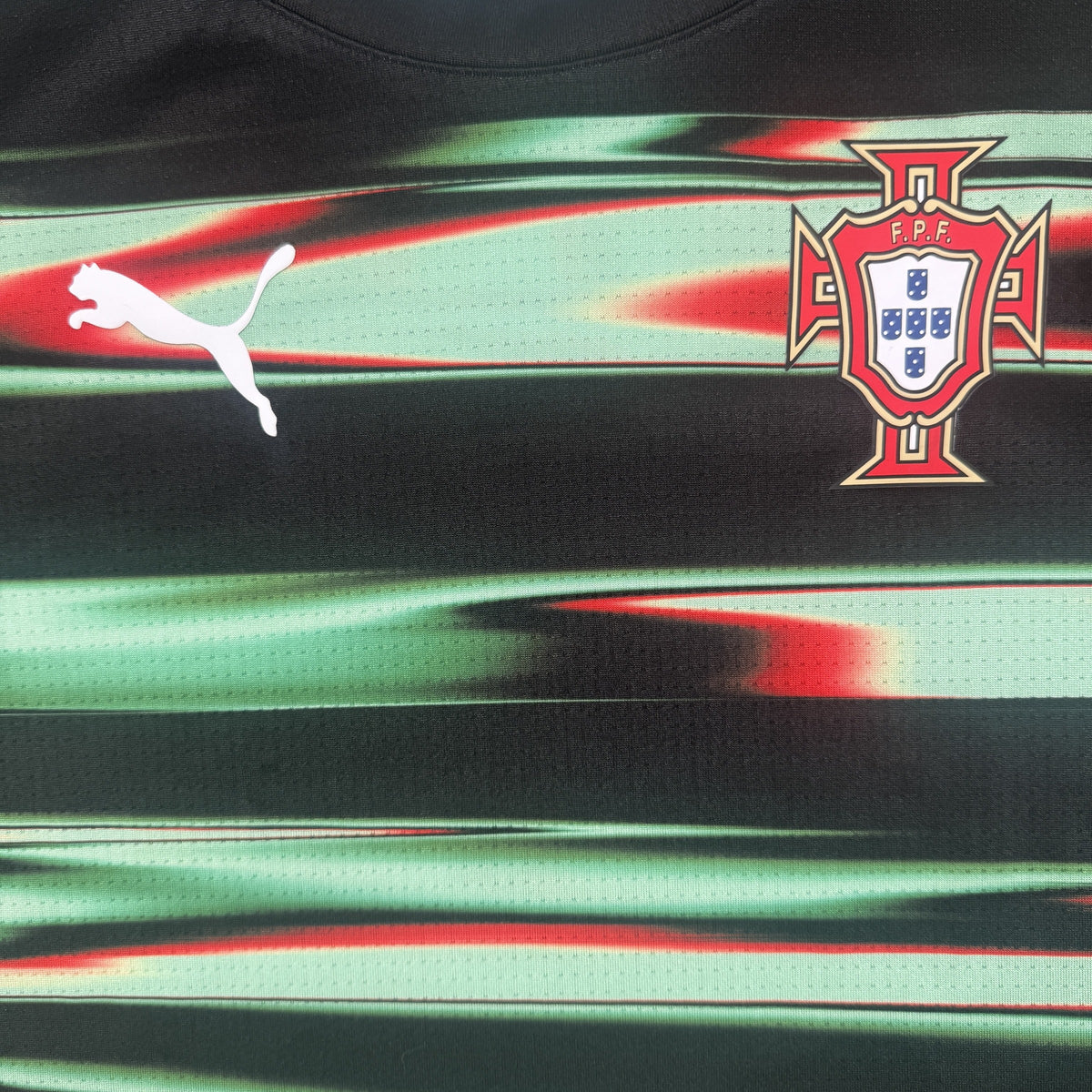 Portugal 2025/2026 Pre-Match Training Football Shirt Medium