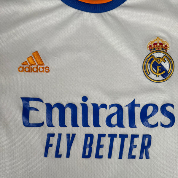 Real Madrid 2021/2022 Home Football Shirt Medium
