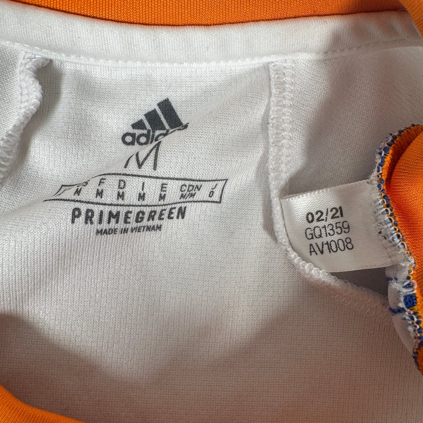 Real Madrid 2021/2022 Home Football Shirt Medium