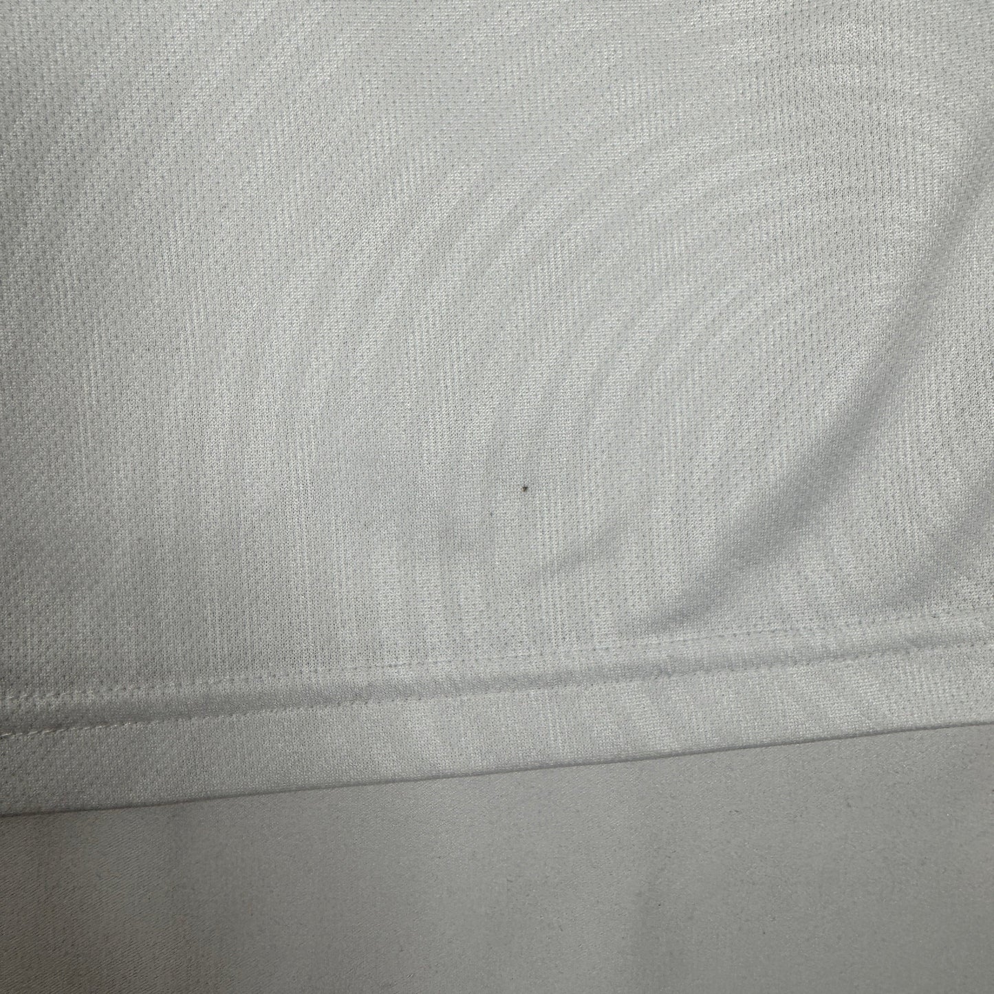 Real Madrid 2021/2022 Home Football Shirt Medium
