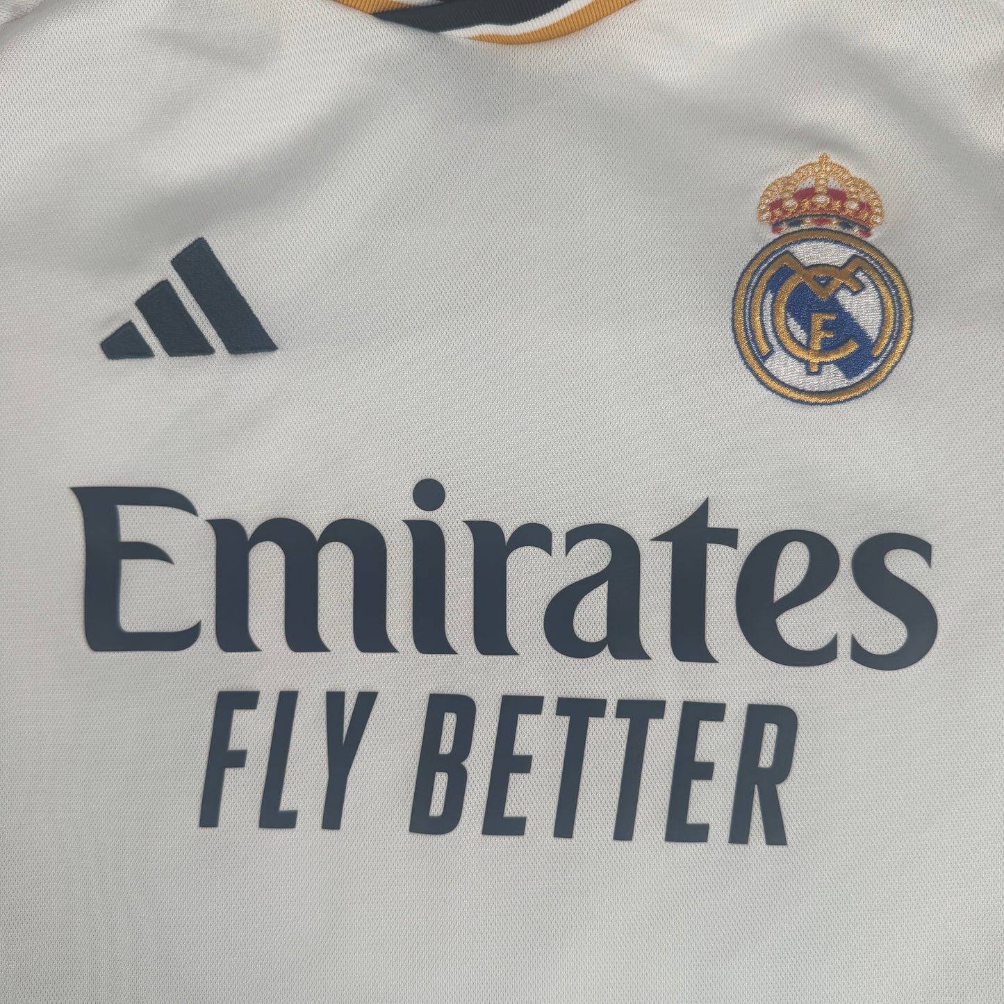 MODRIC 10 Real Madrid 2023/2024 Home Football Shirt Small