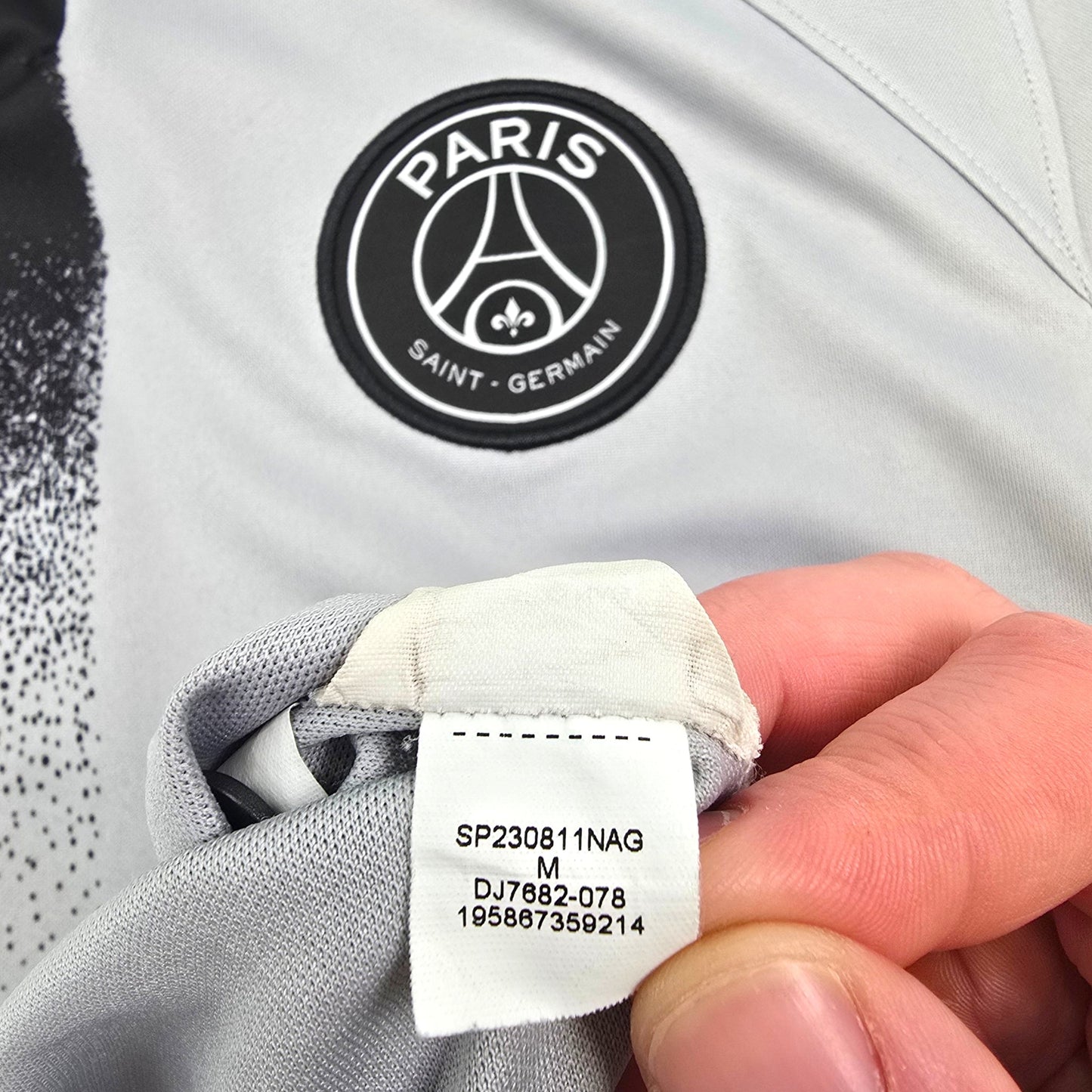 2022/23 PSG Away Football Shirt (M) Nike #4 Ramos