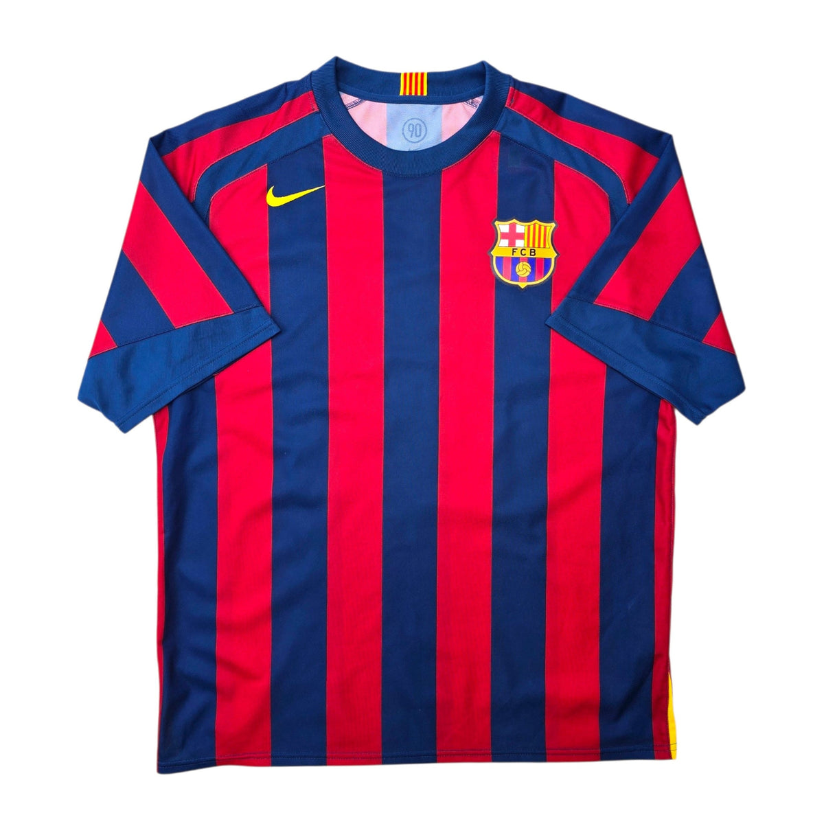 2005/06 Barcelona Home Football Shirt (L) Nike #10 Ronaldinho (Basic Version)