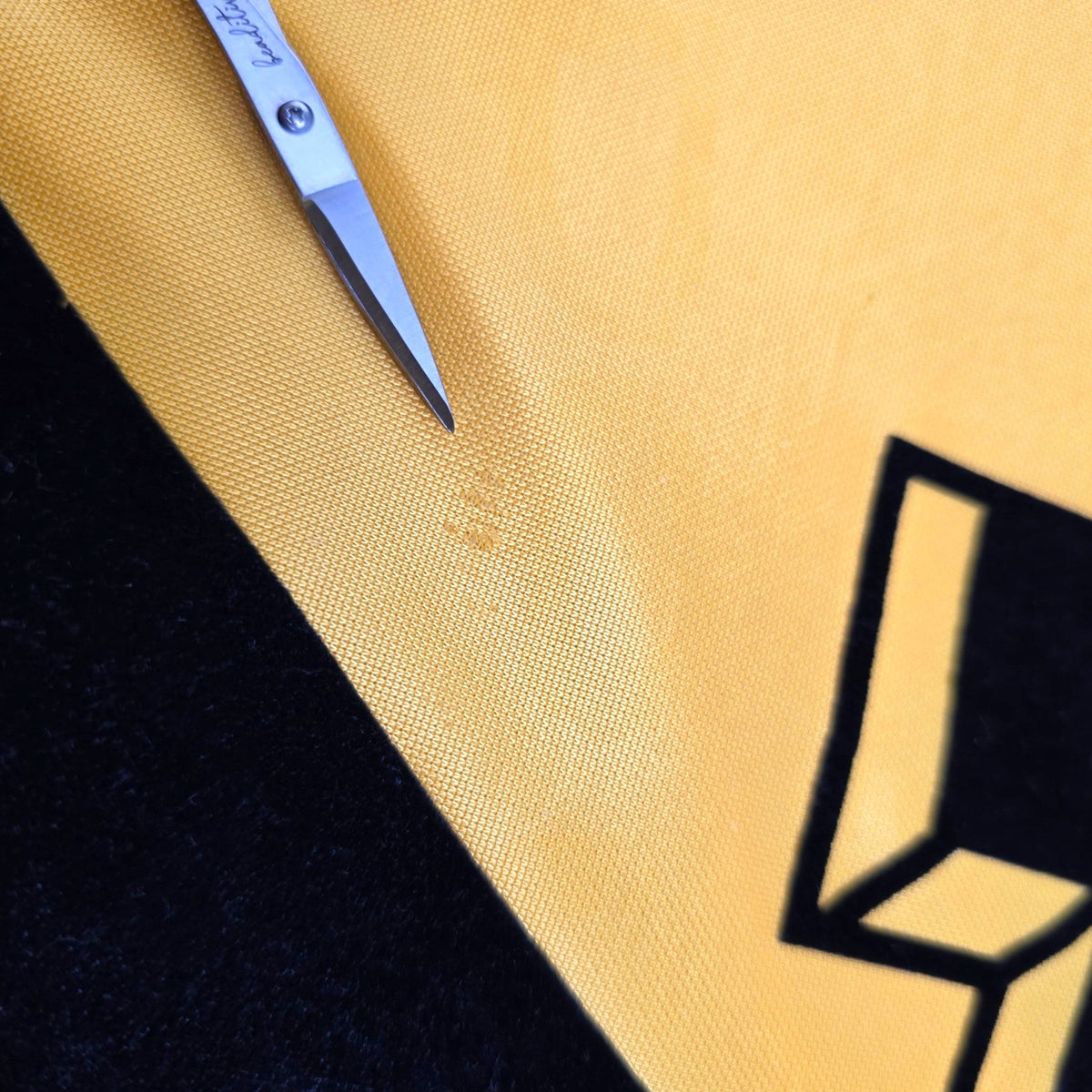 1998/00 Dortmund Home Football Shirt (L) Nike #20 Hassler