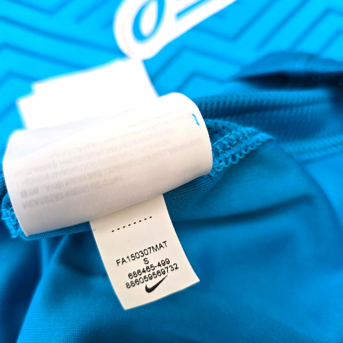 2015/16 Zenit St Petersburg Home Football Shirt (S) Nike #7 Hulk