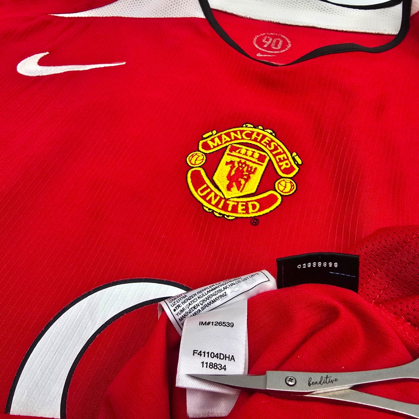 2004/06 Manchester United Home Football Shirt (XL) Nike #7 Ronaldo