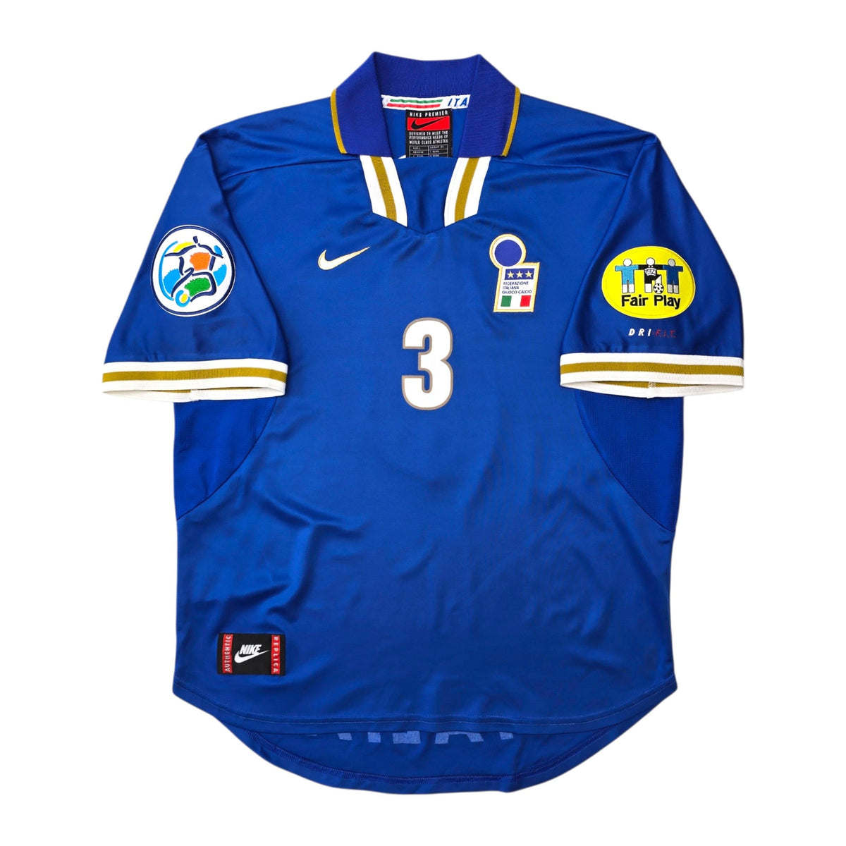 1996/97 Italy Home Football Shirt (L) Nike #3 Maldini