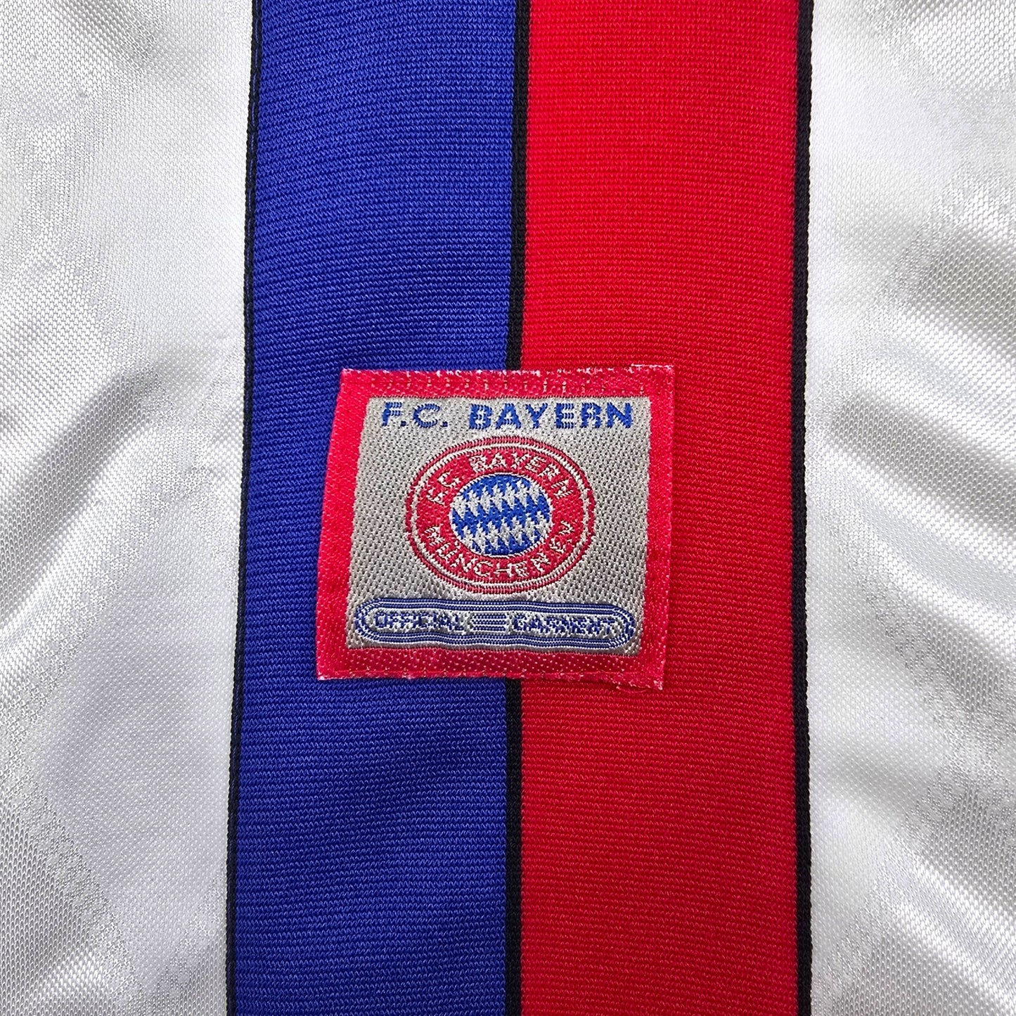 1996/98 Bayern Munich Away Football Shirt (S) Adidas