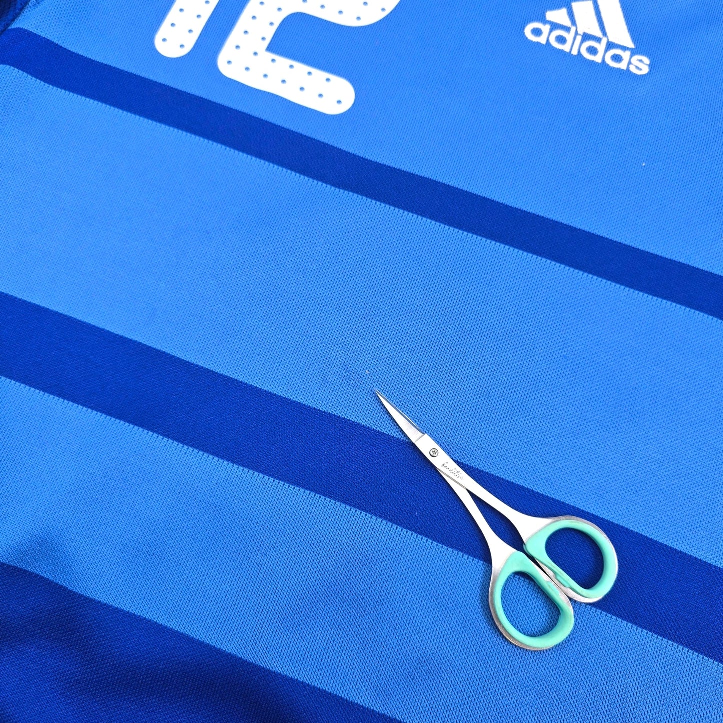 2008/09 France Home Football Shirt (M) Adidas #12 Henry