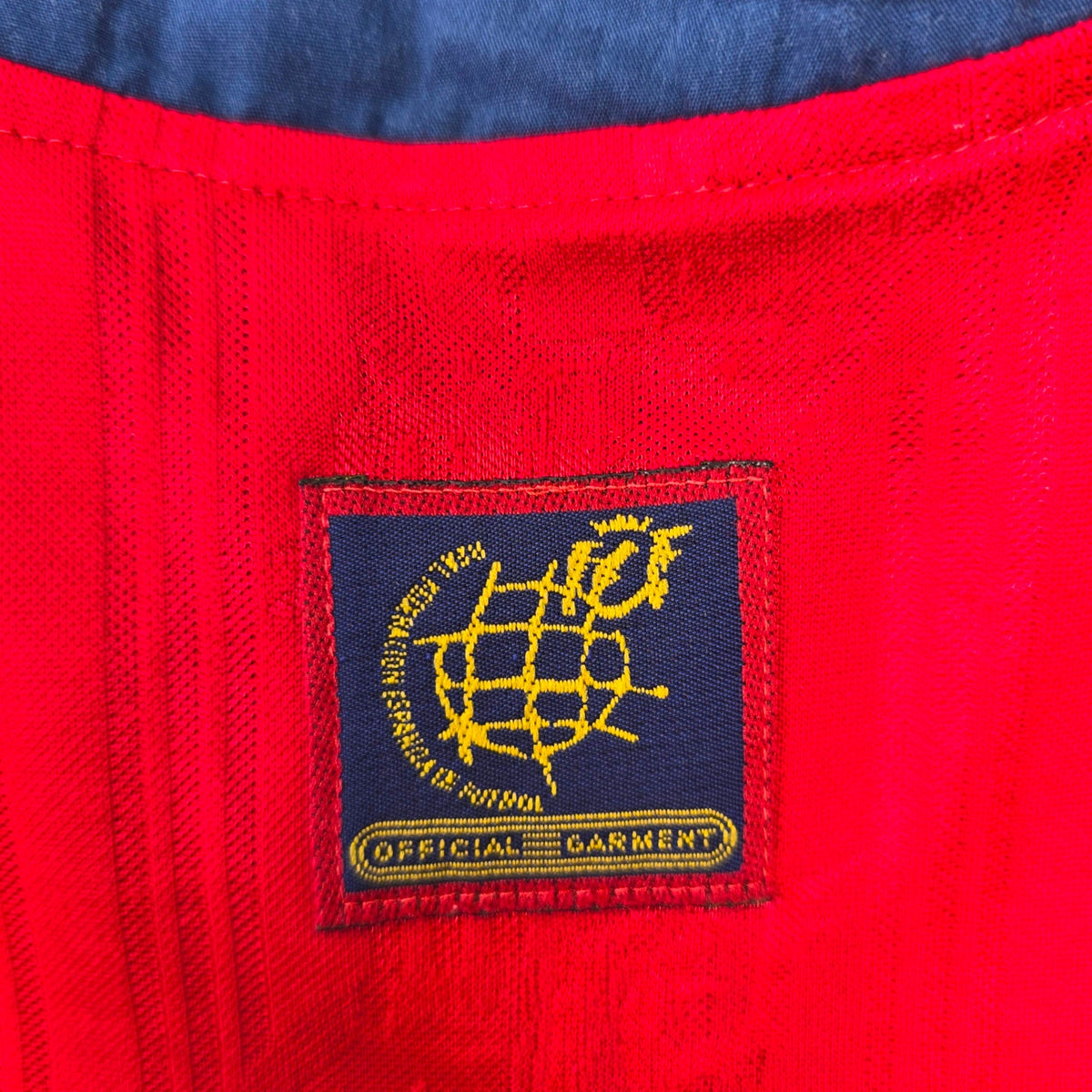 1996/98 Spain Home Football Shirt (L) Adidas #21 Luis Enrique