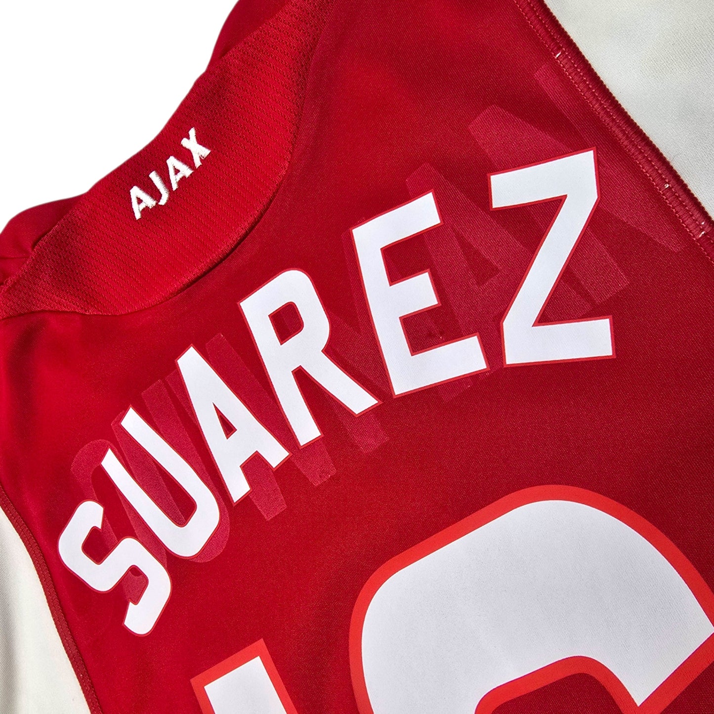 2008/09 Ajax Home Football Shirt (L) Adidas #16 Suarez