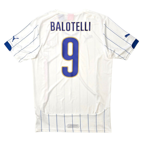 2014/15 Italy Away Football Shirt (M) Puma #9 Balotelli