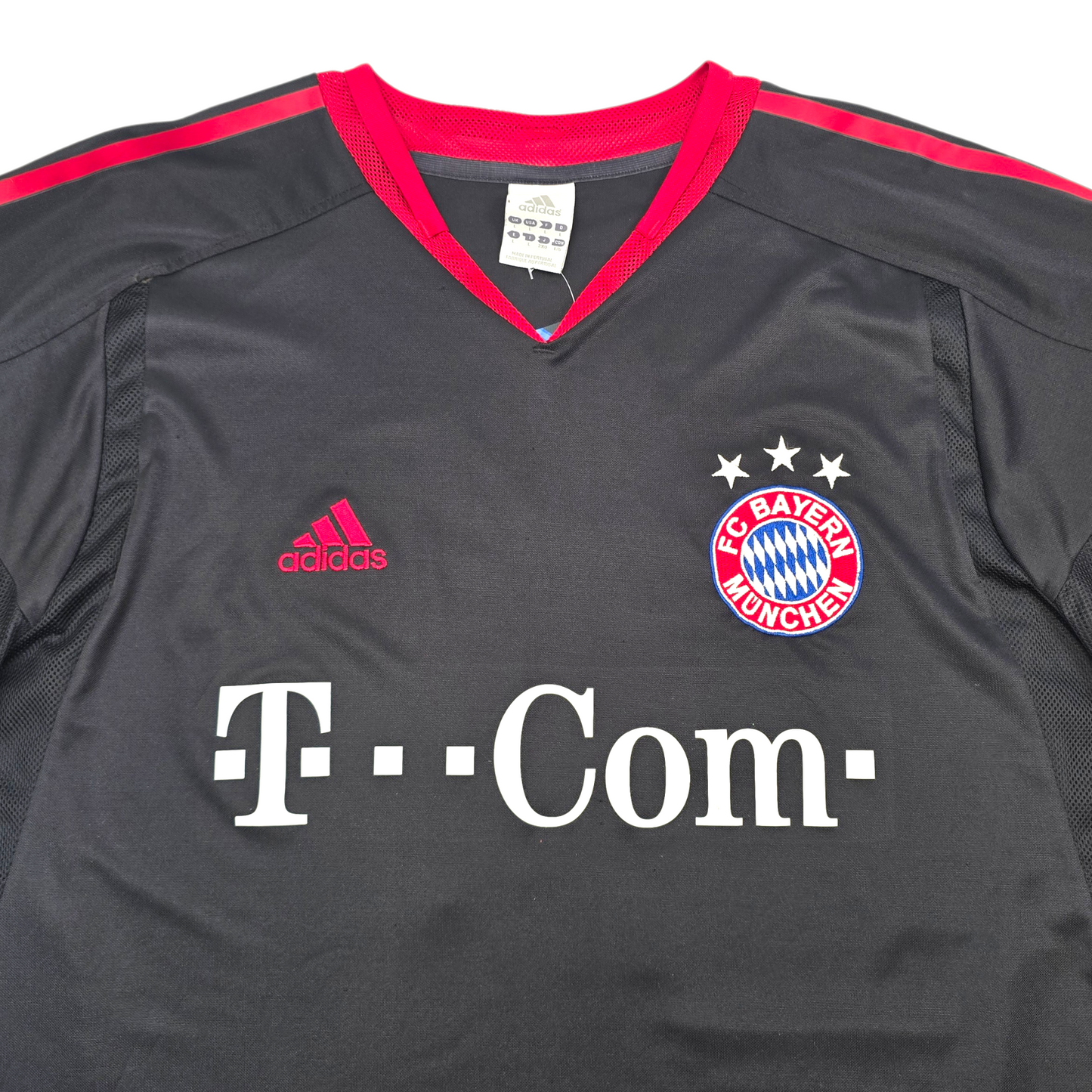 2004/05 Bayern Munich European Football Shirt (L) Adidas #3 Lucio