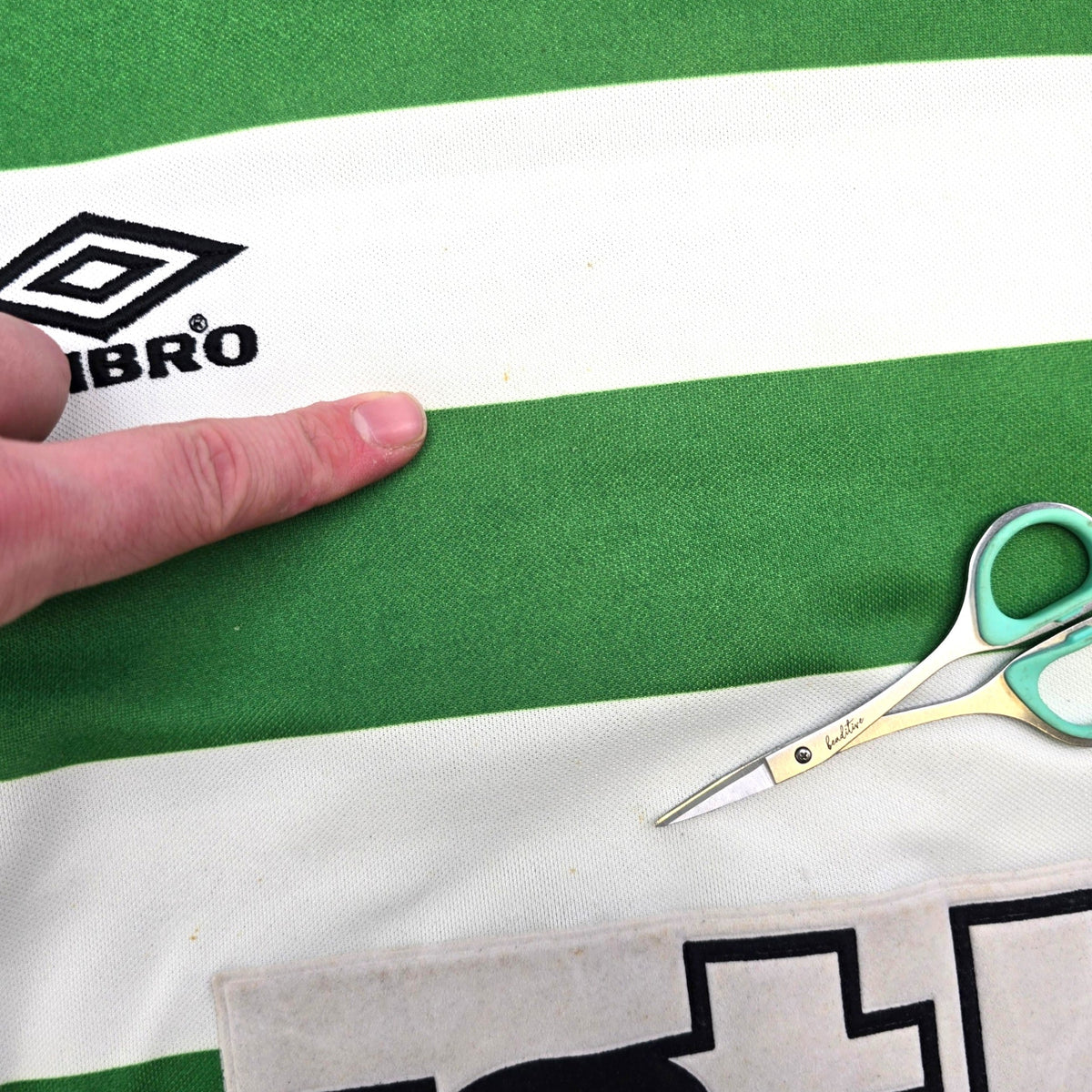1999/01 Celtic Home Football Shirt (S) Umbro