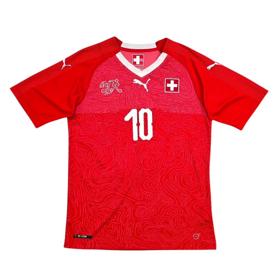 2018/20 Switzerland Home Football Shirt (S) Puma #10 Xhaka