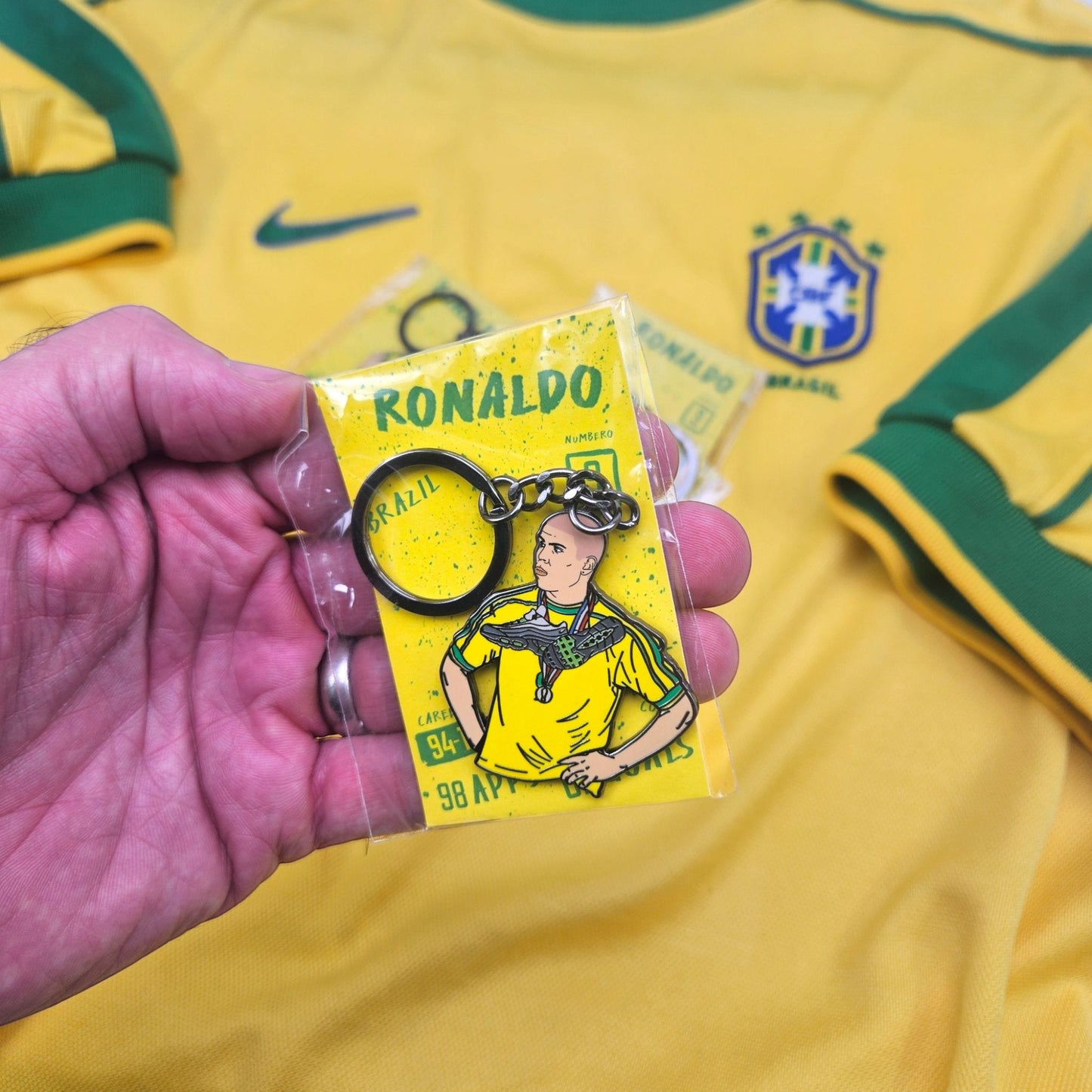 Ronaldo R9 - Brazil Football Icon Keyring