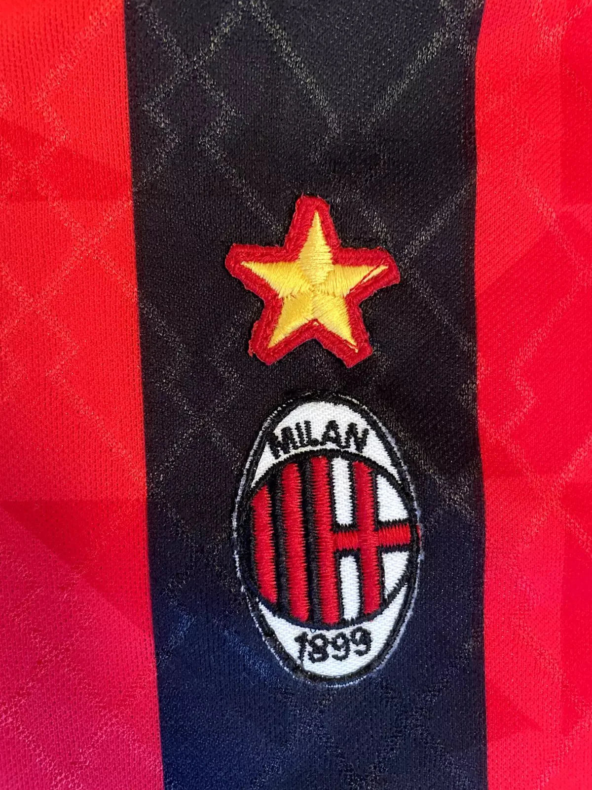 Store Shirt • AC Milan • 1995 • Lotto • Home • Size L