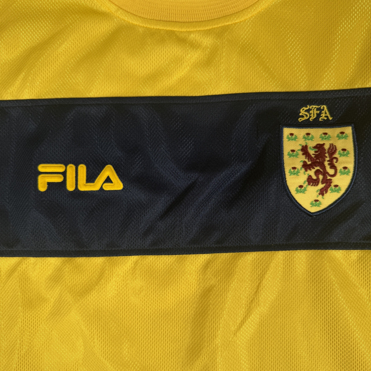 Scotland 2002/2003 Away Football Shirt Large