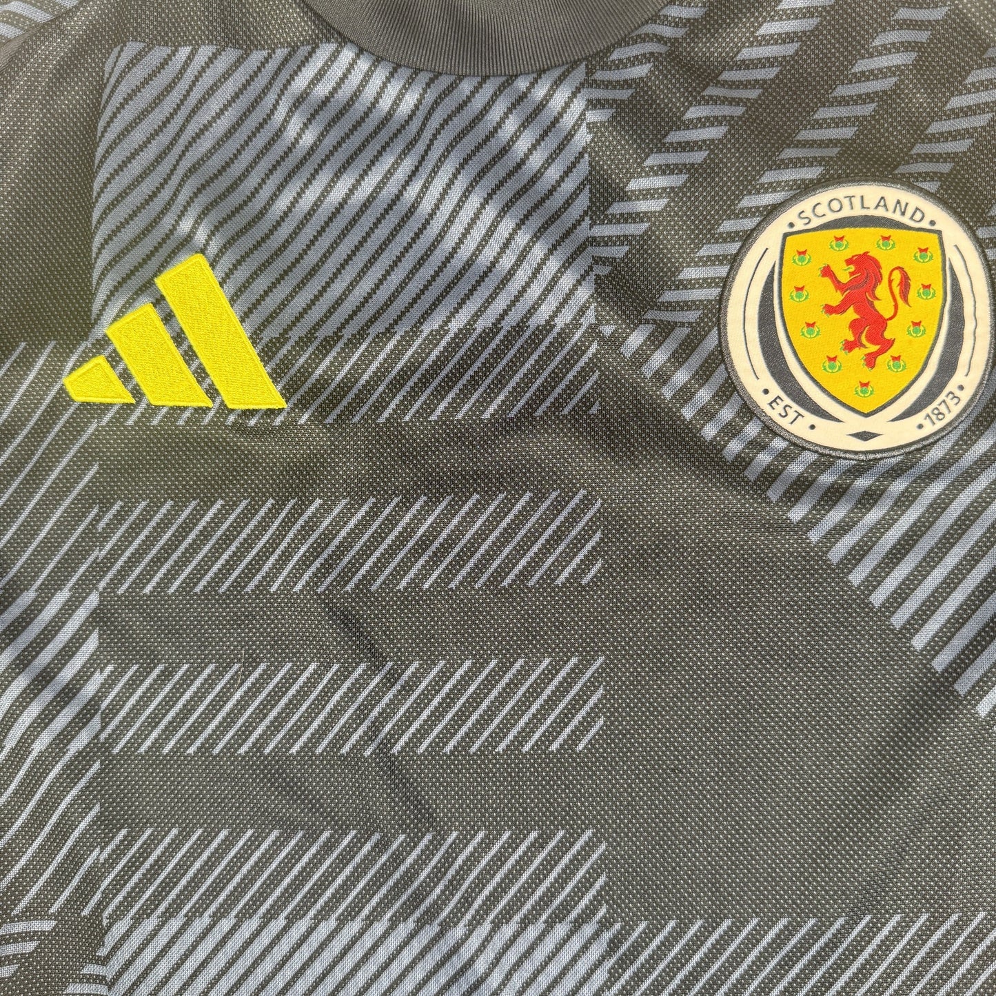 Scotland 2024/2025/2026 Home Football Shirt Large
