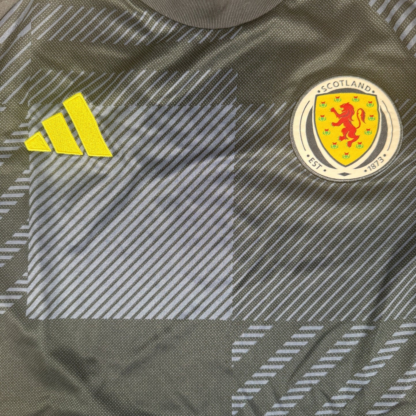 Scotland 2024/2025/2026 Home Football Shirt Large