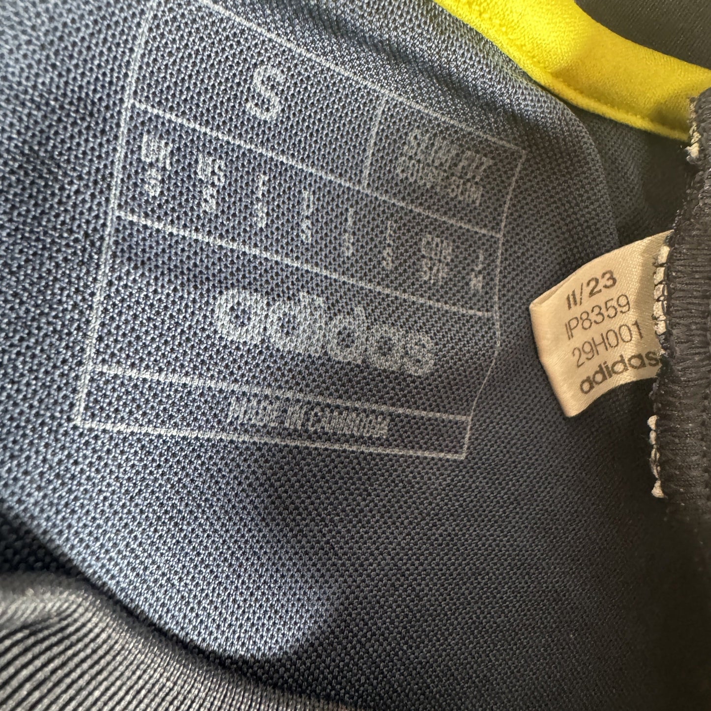 Scotland 2024/2025/2026 Home Football Shirt Small