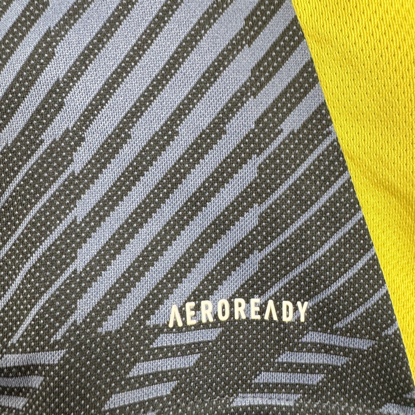 Scotland 2024/2025/2026 Home Football Shirt Small