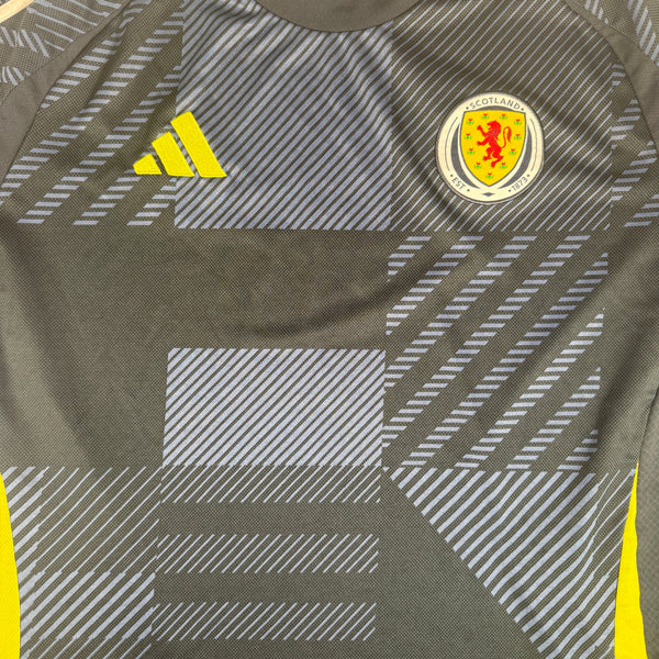 Scotland 2024/2025 Home Football Shirt 2XL
