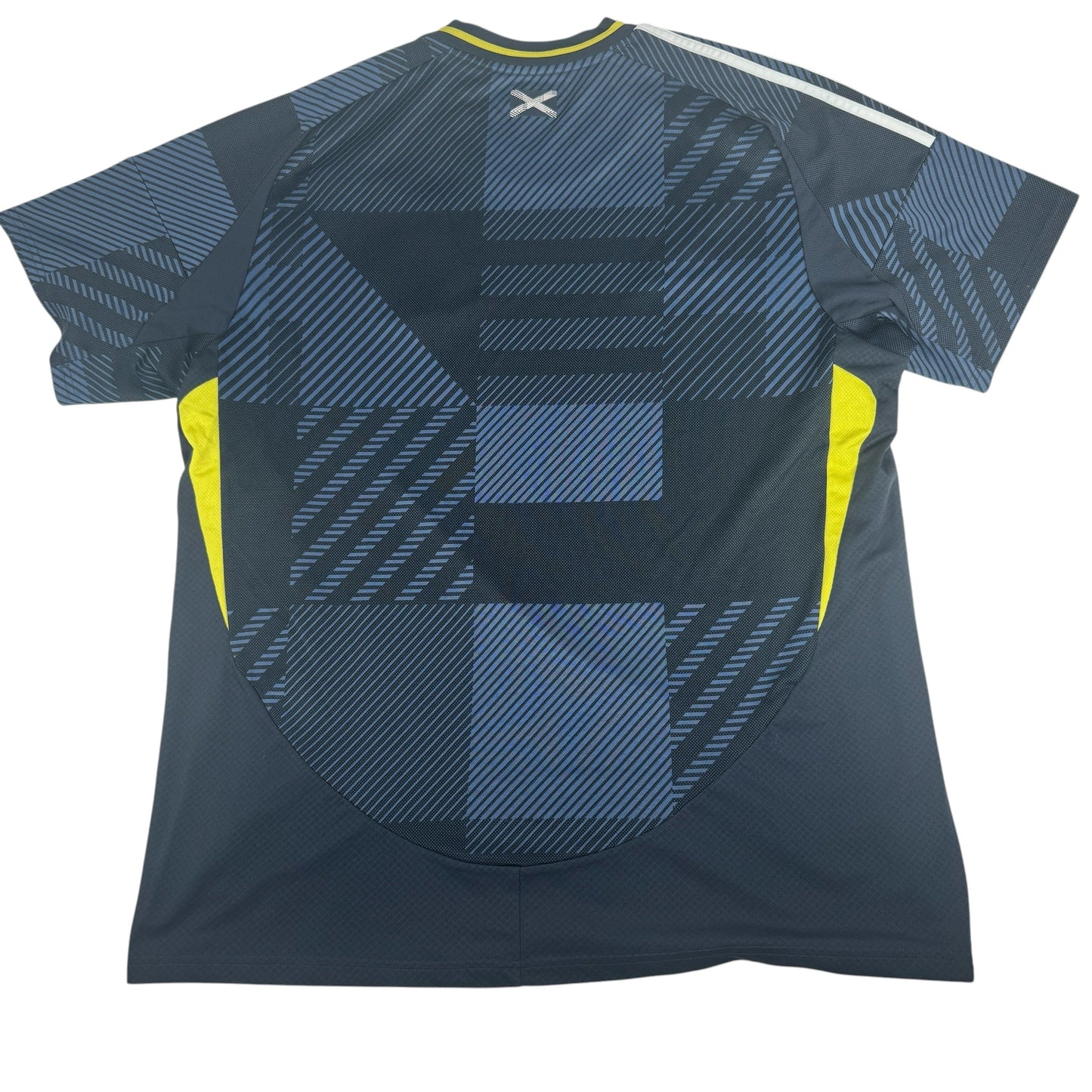 Scotland 2024/2025 Home Football Shirt 2XL