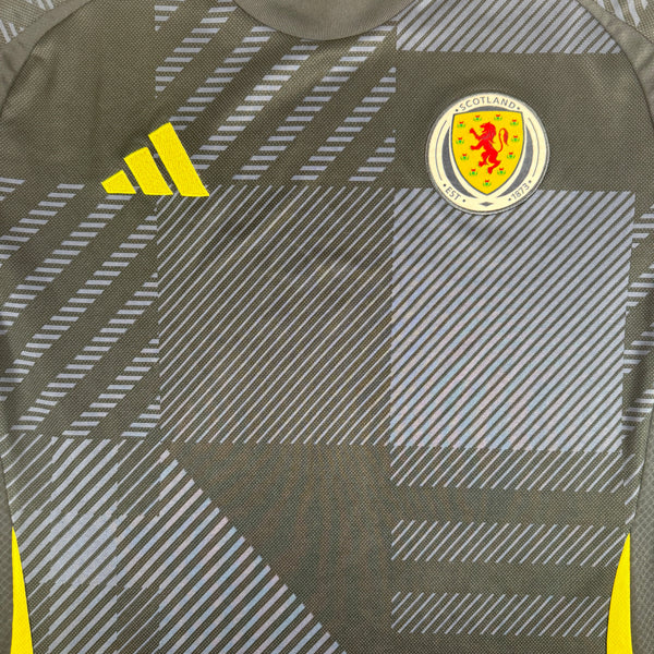 Scotland 2024/2025 Home Football Shirt XL